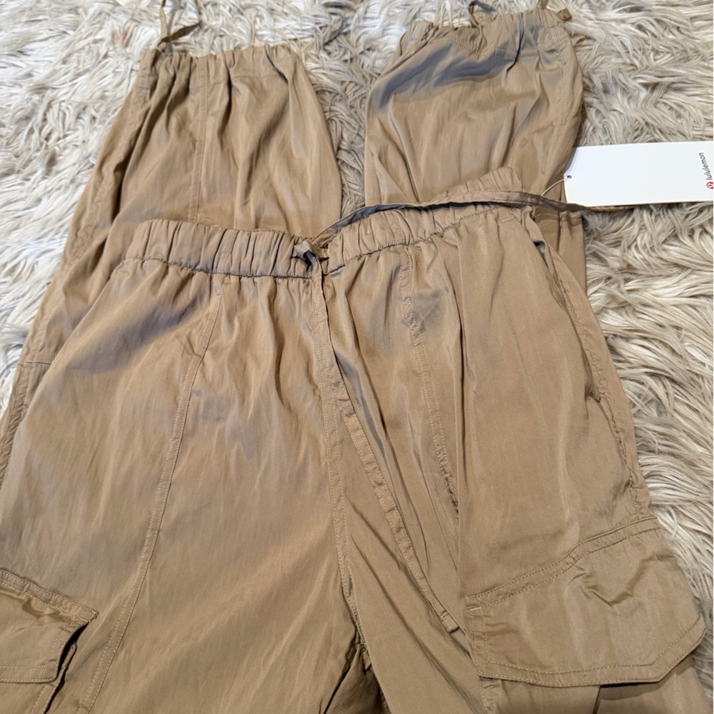 Lululemon light weight studio pants